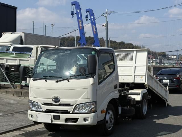Japanese used car Ref# 1518348 HINO / DUTRO