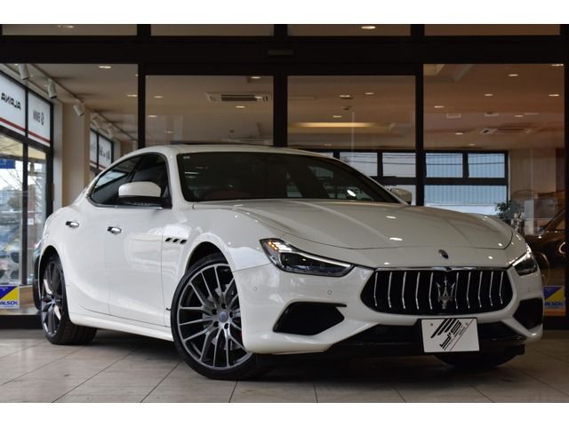 MASERATI / MASERATI GHIBLI Sedan