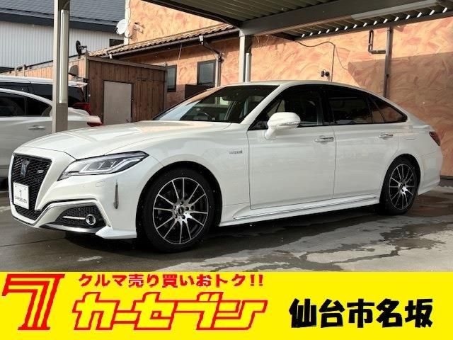 TOYOTA / CROWN sedan hybrid