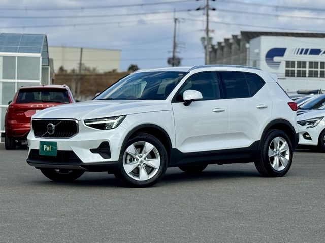 VOLVO / VOLVO XC40