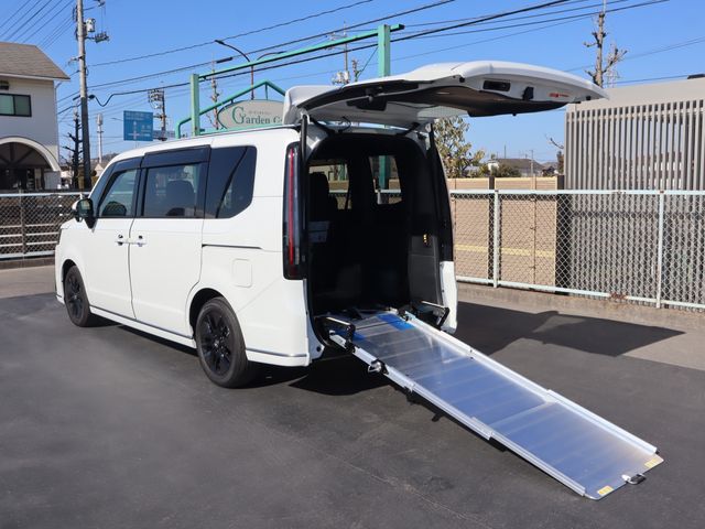 HONDA / STEPWAGON SPADA