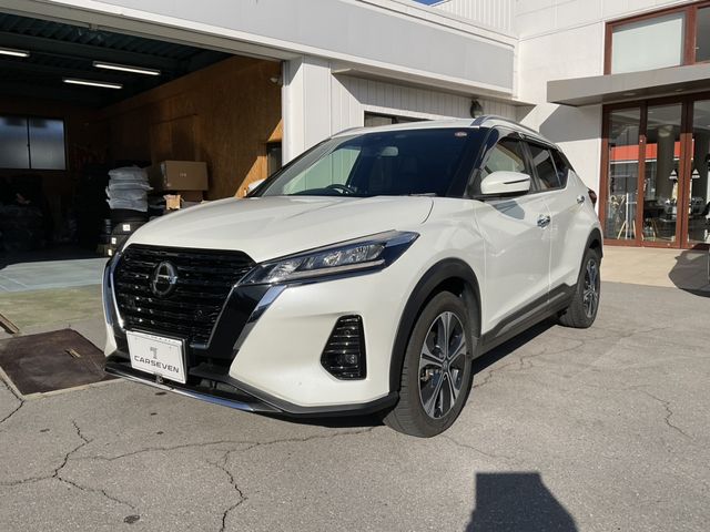 NISSAN / KICKS