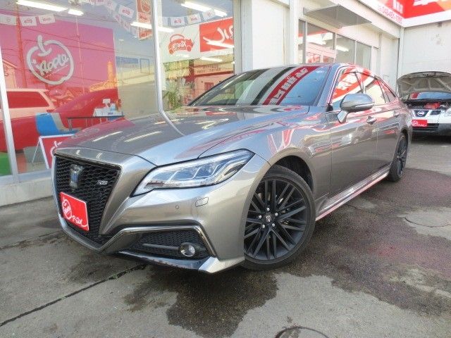 TOYOTA / CROWN sedan hybrid