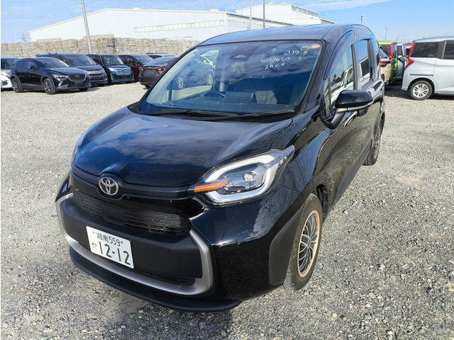TOYOTA / SIENTA