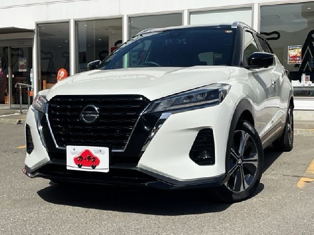 NISSAN / KICKS