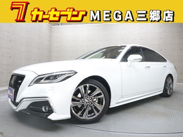 TOYOTA / CROWN sedan hybrid