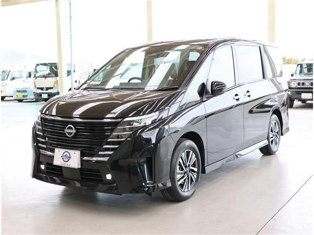NISSAN / SERENA  WG