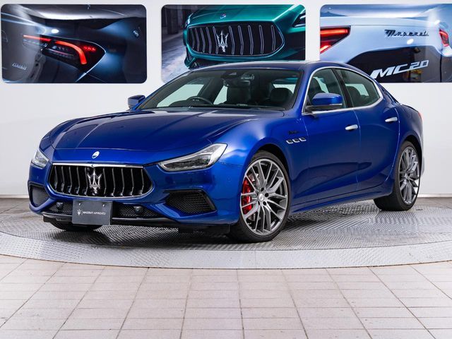 MASERATI / MASERATI GHIBLI Sedan