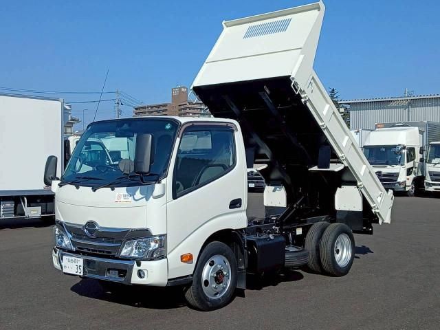 Japanese used car Ref# 1520131 HINO / DUTRO