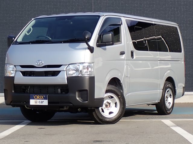 TOYOTA / HIACE van 4WD
