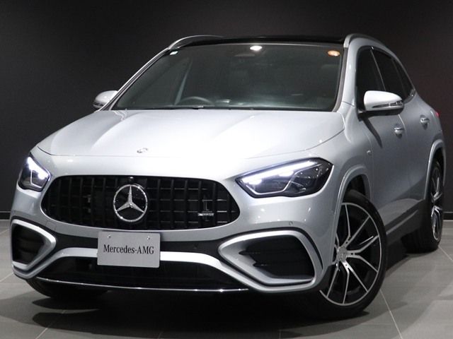 MERCEDES BENZ / MERCEDES AMG GLA class