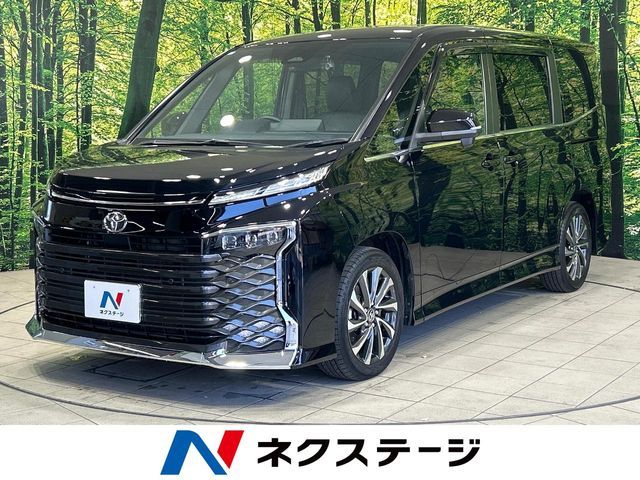 TOYOTA / VOXY
