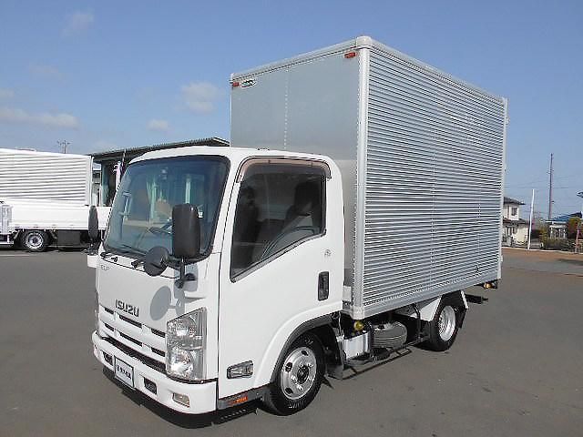 ISUZU / ELF