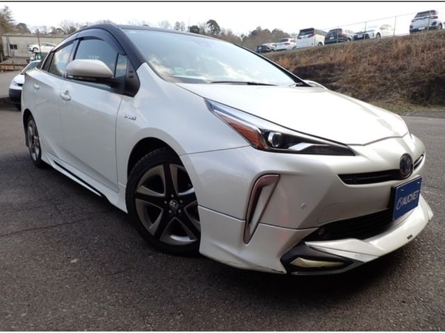 TOYOTA / PRIUS