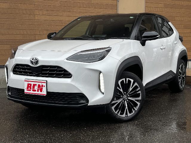 TOYOTA / YARIS CROSS HYBRID