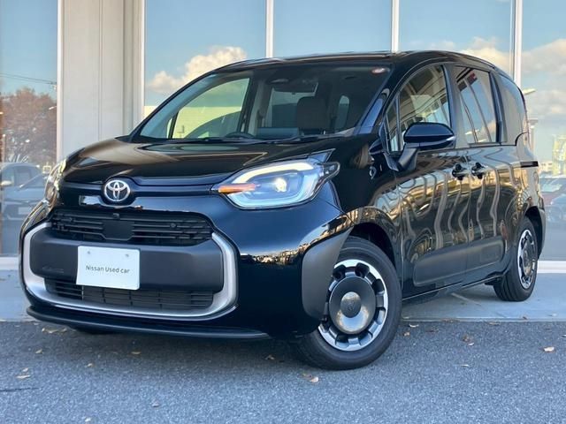 TOYOTA / SIENTA HYBRID