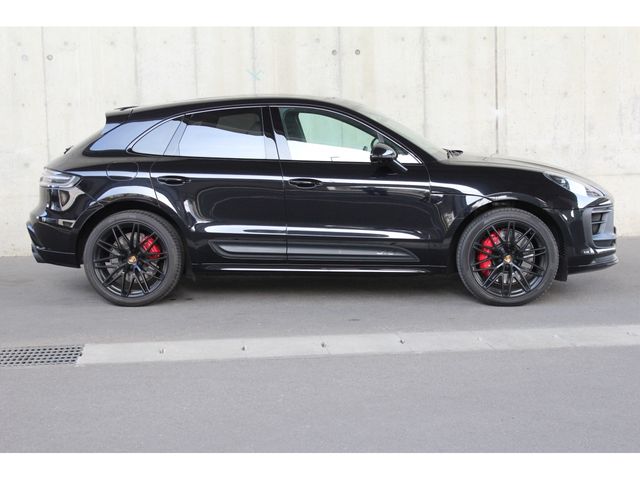 PORSCHE / PORSCHE Macan