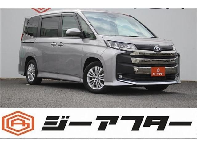 TOYOTA / NOAH