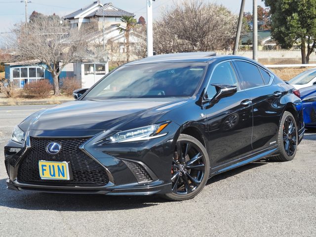 TOYOTA / LEXUS ES300h