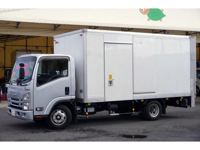 ISUZU / ELF