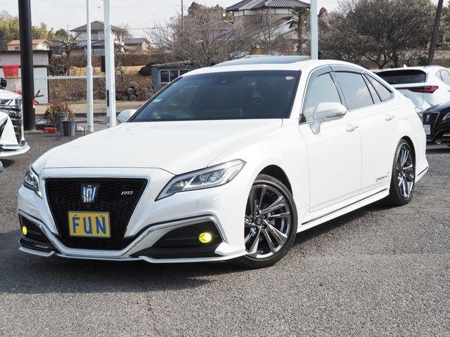 TOYOTA / CROWN sedan hybrid