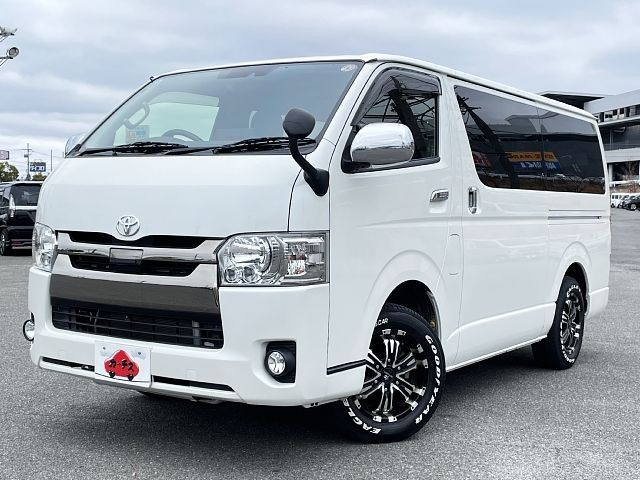 TOYOTA / REGIUSACE van 2WD