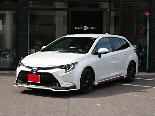 TOYOTA / COROLLA TOURING HYBRID
