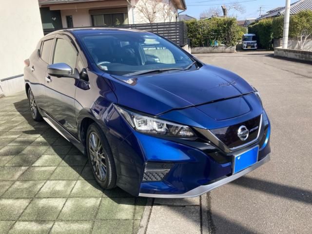 NISSAN / LEAF