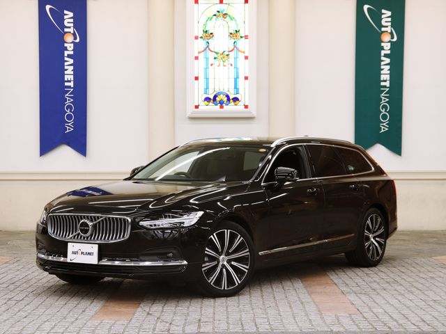 VOLVO / VOLVO V90