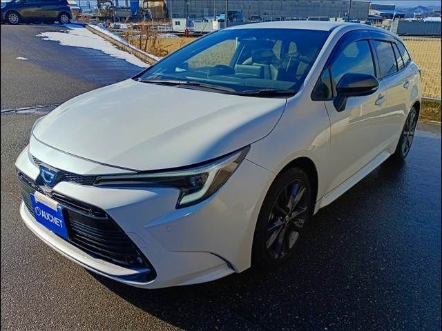 TOYOTA / COROLLA TOURING HYBRID