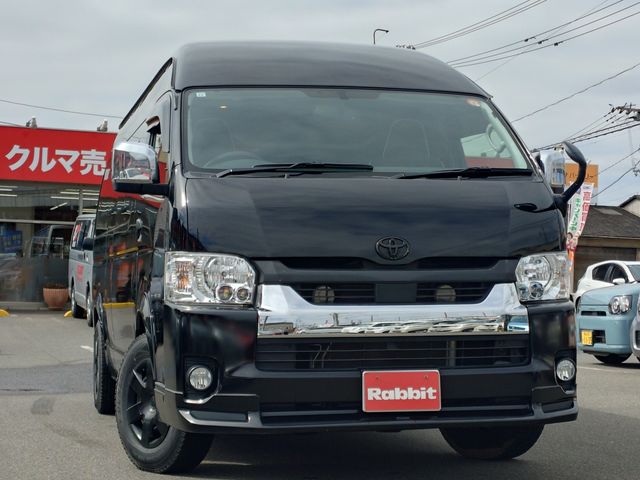 TOYOTA / HIACE van 4WD