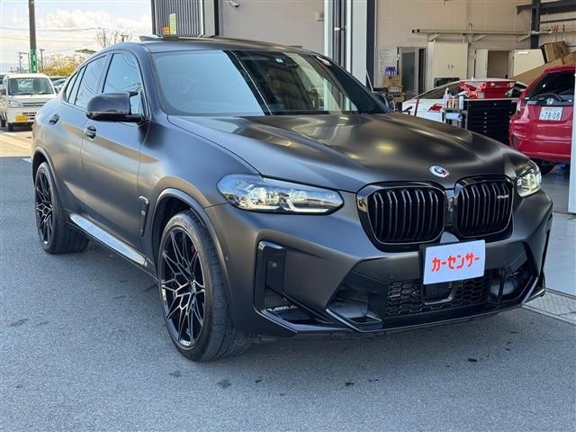 BMW / BMW X4 M
