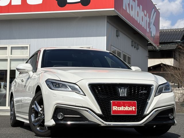 TOYOTA / CROWN sedan