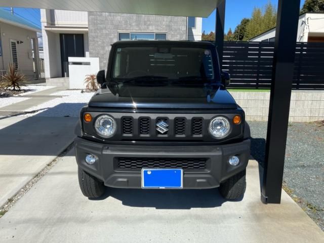 SUZUKI / JIMNY SIERRA