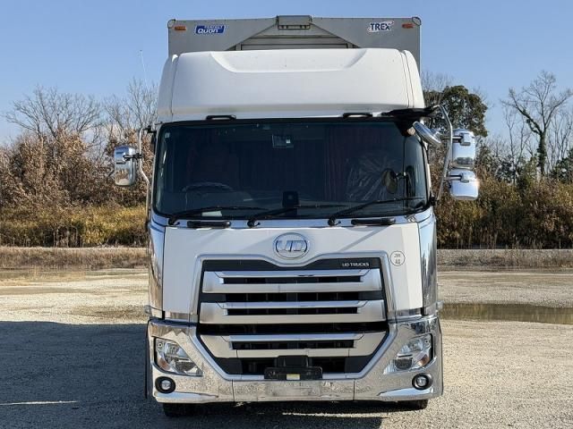 NISSAN DIESEL / Quon