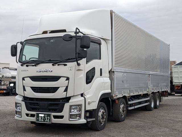 ISUZU / GIGA