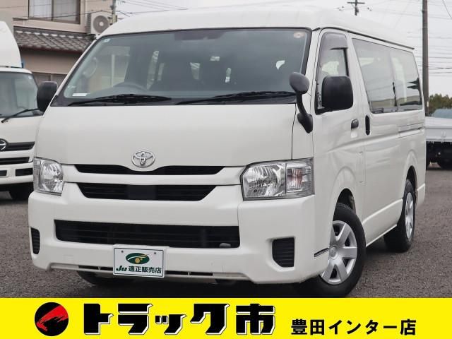TOYOTA / ハイエース