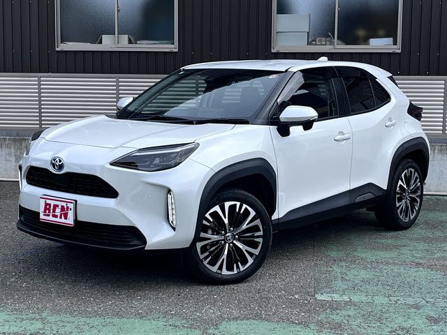 TOYOTA / YARIS CROSS HYBRID