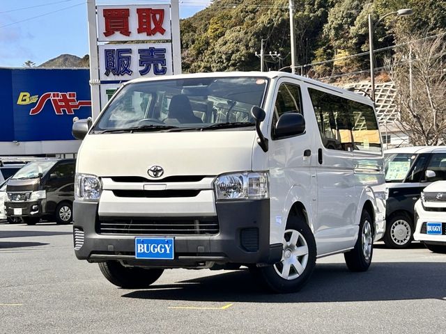 TOYOTA / HIACE van 1.2t 2WD