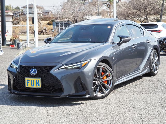 TOYOTA / LEXUS IS300h