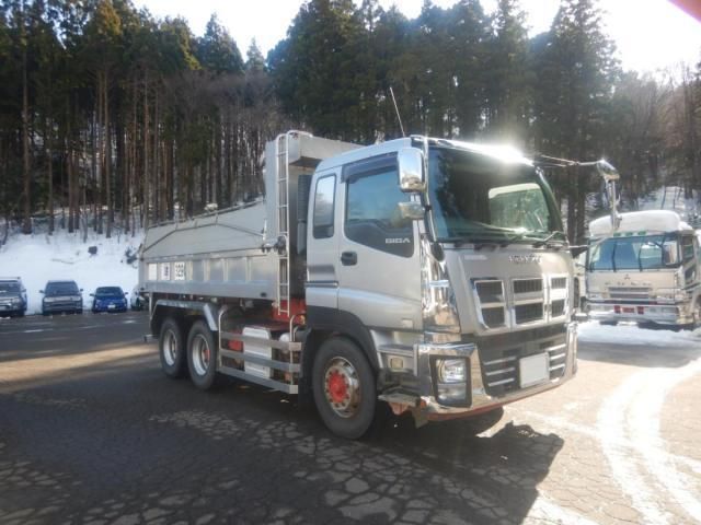 ISUZU / GIGA