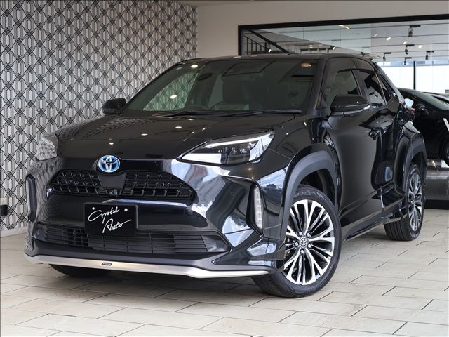 TOYOTA / YARIS CROSS HYBRID