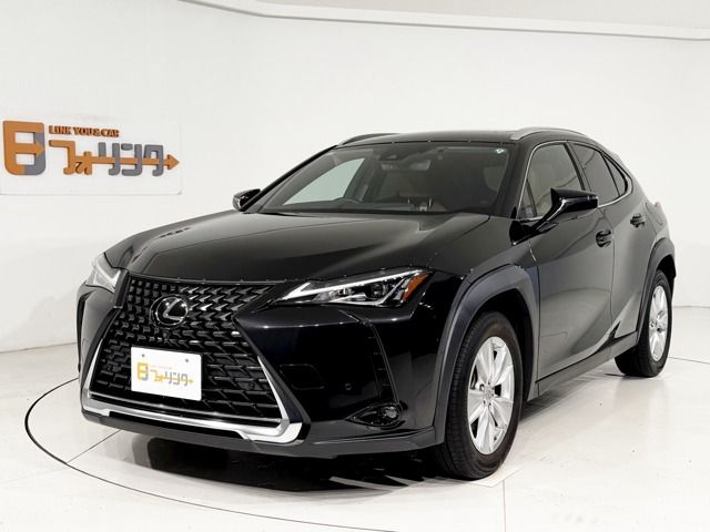 TOYOTA / LEXUS UX200