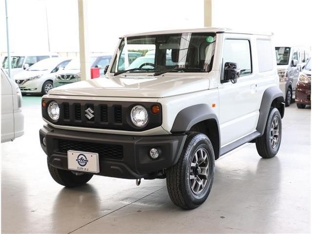 SUZUKI / JIMNY SIERRA