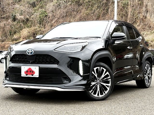 TOYOTA / YARIS CROSS HYBRID