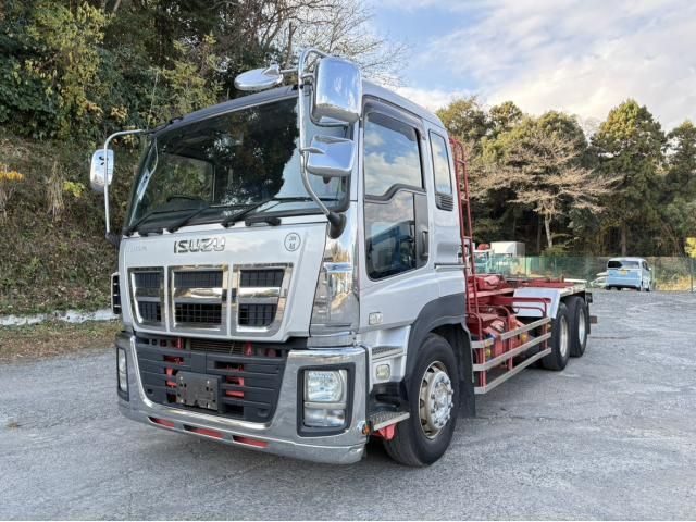 ISUZU / GIGA