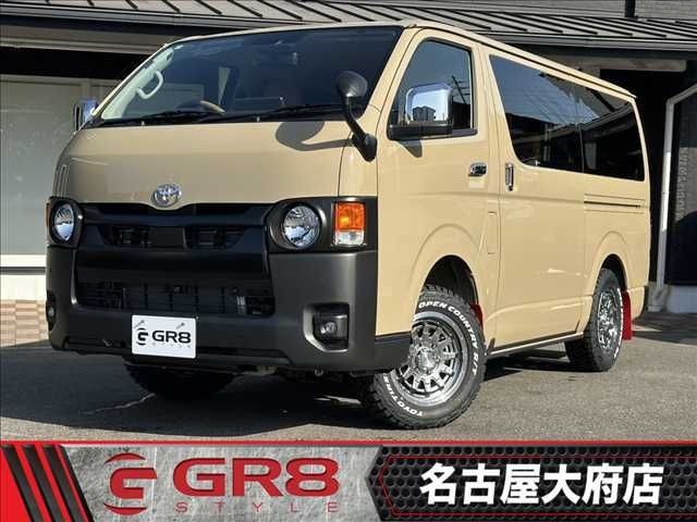 TOYOTA / HIACE van 4WD