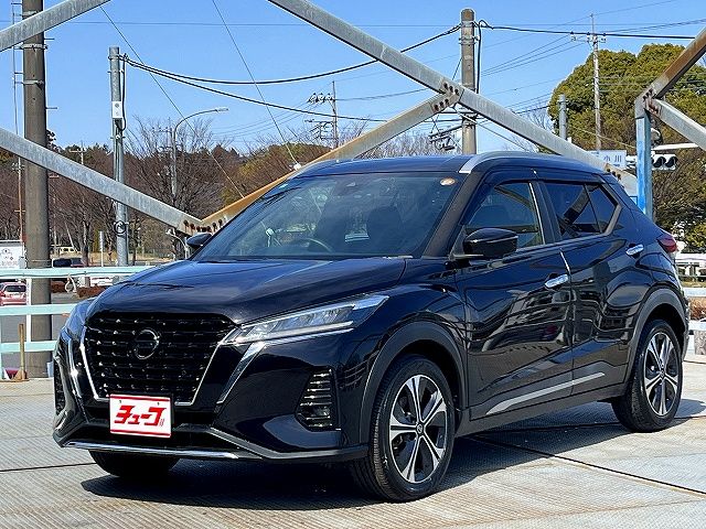 NISSAN / KICKS