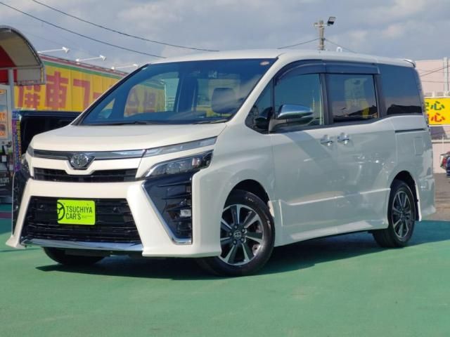 TOYOTA / VOXY