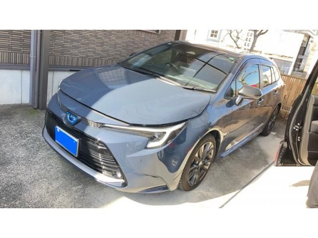 TOYOTA / COROLLA TOURING HYBRID